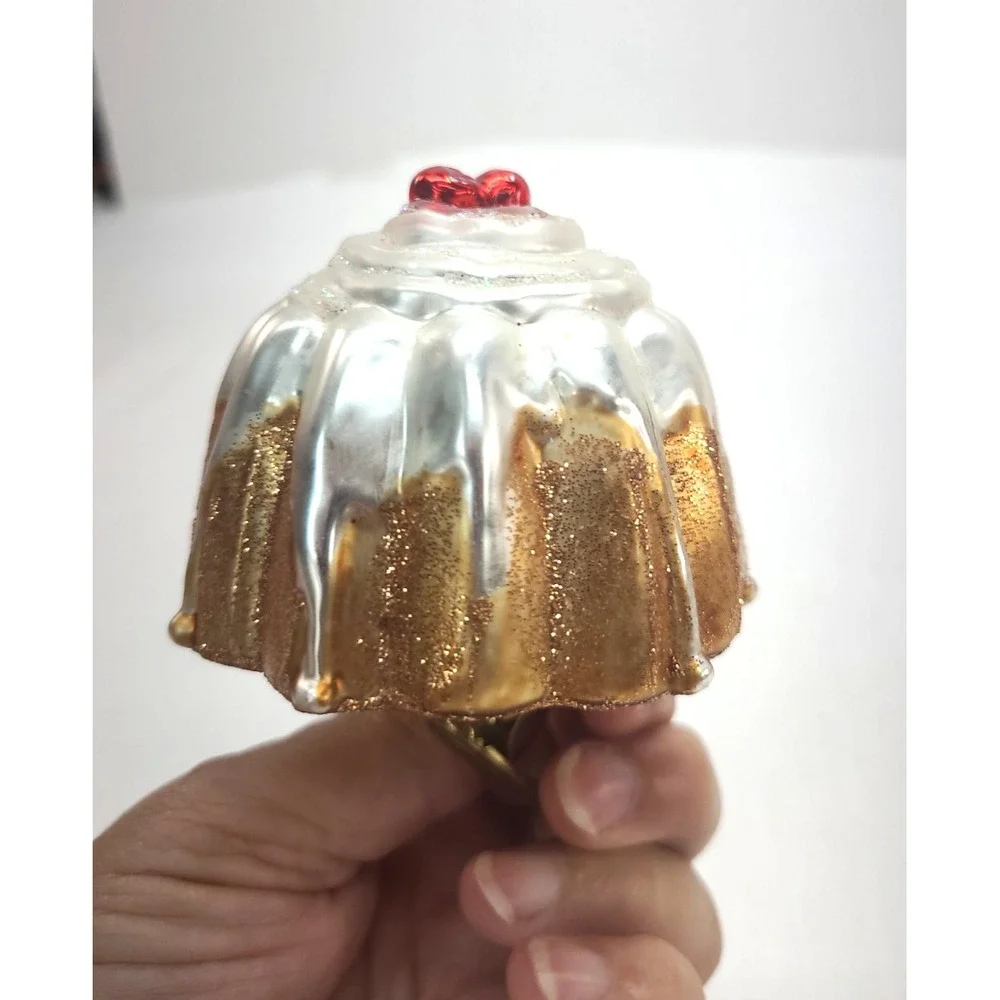 Old World Christmas Bundt Cake Clip on Ornament 3